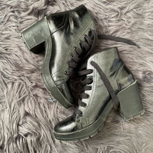 Mix No.6 Glossy Bootie